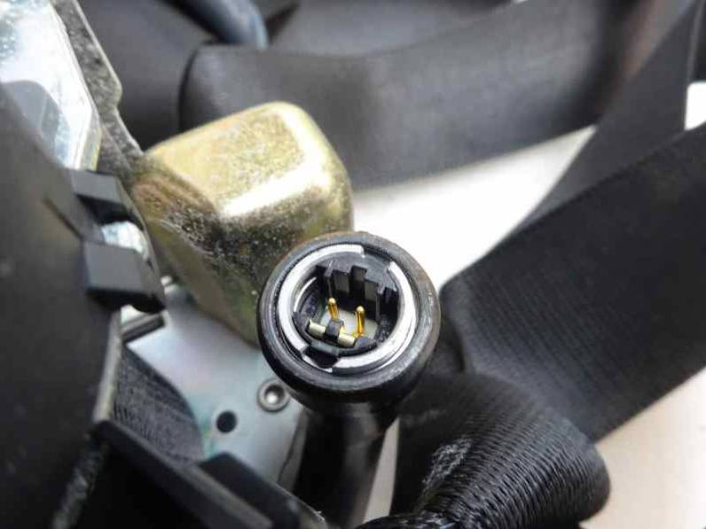 CINTURON SEGURIDAD DELANTERO DERECHO MITSUBISHI COLT BERLINA 3 2005 1.5 DI-D (95 CV)