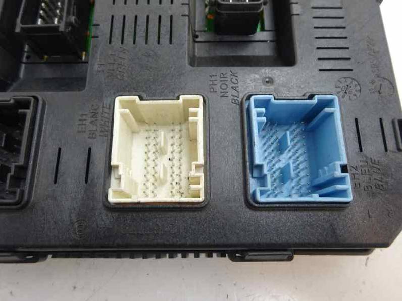 CAJA RELES FUSIBLES CITROEN C5 BERLINA 2006 2.0 HDI (136 CV)