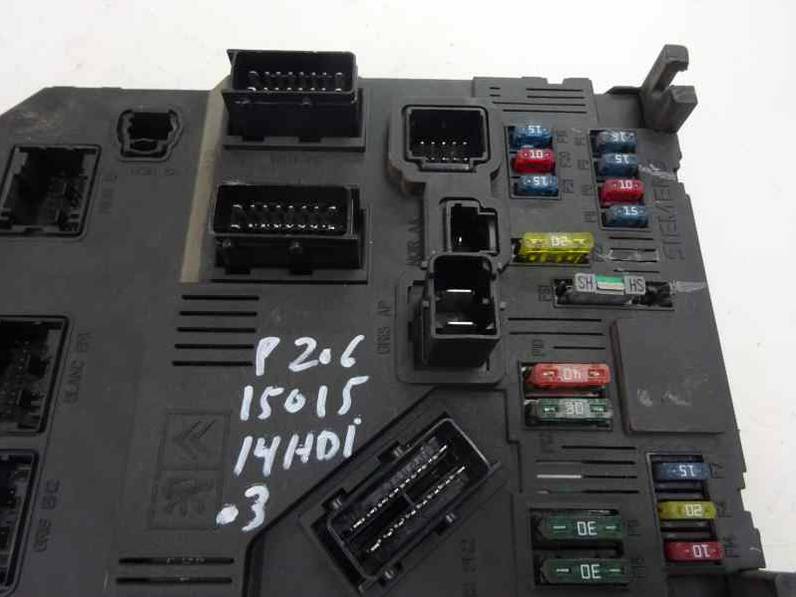 CAJA RELES FUSIBLES PEUGEOT 206 BERLINA 2003 1.4 HDI (68 CV)