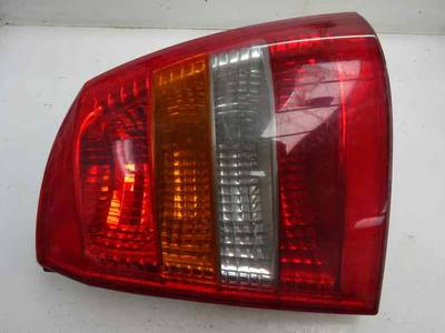 PILOTO TRASERO DERECHO OPEL ASTRA G BERLINA 2001 1.7 16V DTI (75 CV)