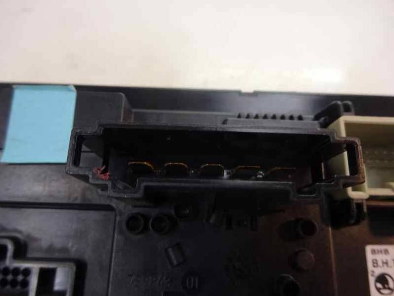 MANDO CALEFACCION AIRE ACONDICIONADO SKODA YETI 2011 1.2 TSI (105 CV)