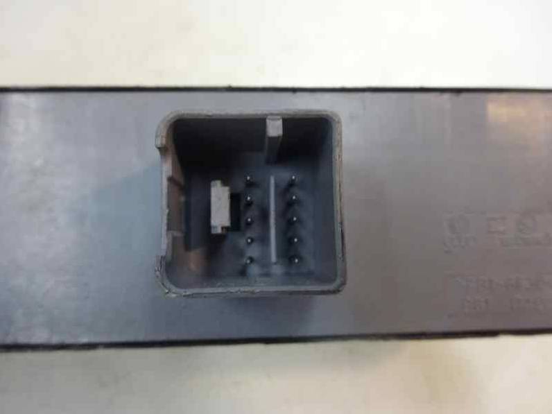 MANDO ELEVALUNAS DELANTERO IZQUIERDO SKODA YETI 2011 1.2 TSI (105 CV)