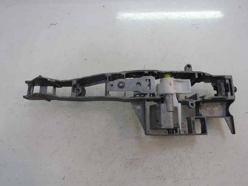 MANETA EXTERIOR DELANTERA IZQUIERDA PEUGEOT 208 2017 1.2 12V VTI (82 CV)