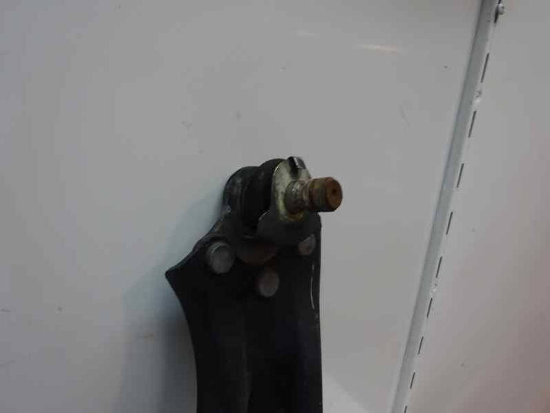 BRAZO SUSPENSION INFERIOR DELANTERO IZQUIERDO PEUGEOT 208 2017 1.2 12V VTI (82 CV)