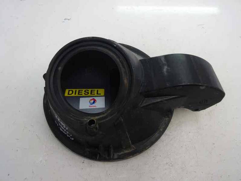 TAPA EXTERIOR COMBUSTIBLE PEUGEOT 2008 2017 1.6 BLUE-HDI FAP (120 CV)