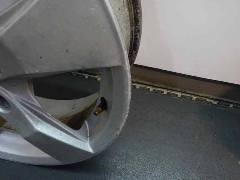 LLANTA SUZUKI SX4 RW 2013 2.0 DDIS TURBODIESEL (135 CV)