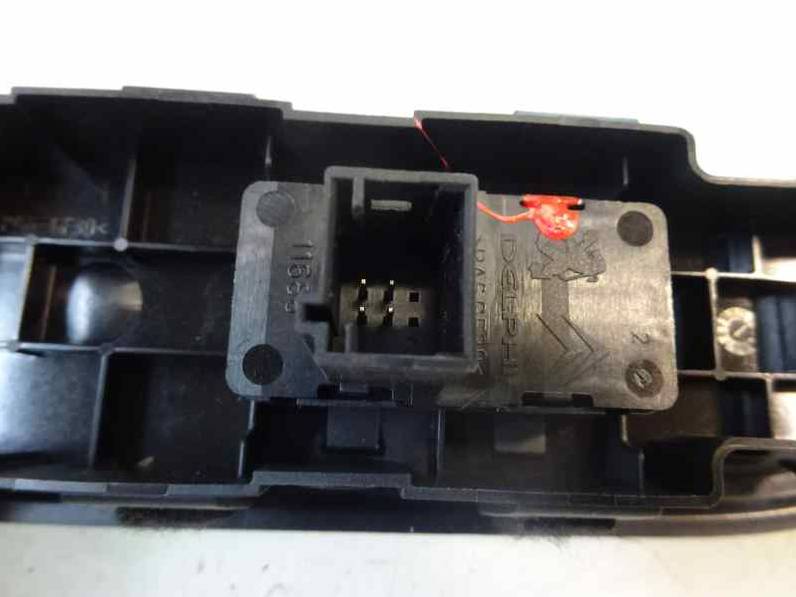 MANDO ELEVALUNAS DELANTERO DERECHO CITROEN C5 BERLINA 2008 2.0 HDI FAP (136 CV)