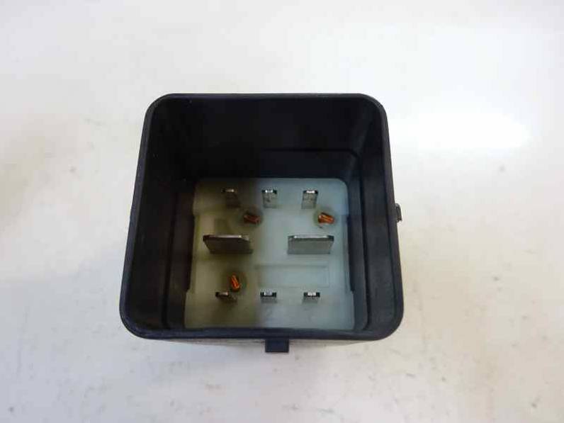 CAJA PRECALENTAMIENTO CITROEN C5 BERLINA 2008 2.0 HDI FAP (136 CV)