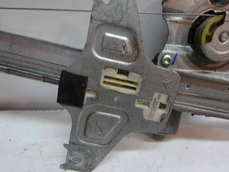 ELEVALUNAS TRASERO DERECHO CITROEN C5 BERLINA 2008 2.0 HDI FAP (136 CV)