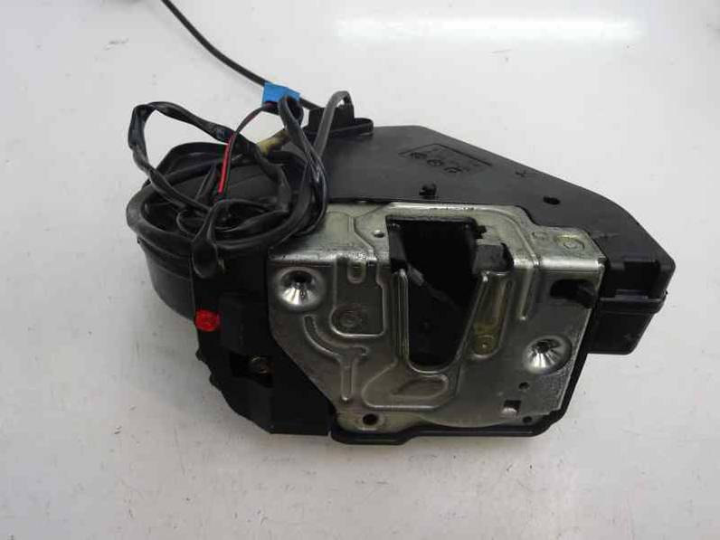 CERRADURA PUERTA TRASERA DERECHA MERCEDES CLASE C BERLINA 2001 2.2 CDI (143 CV)