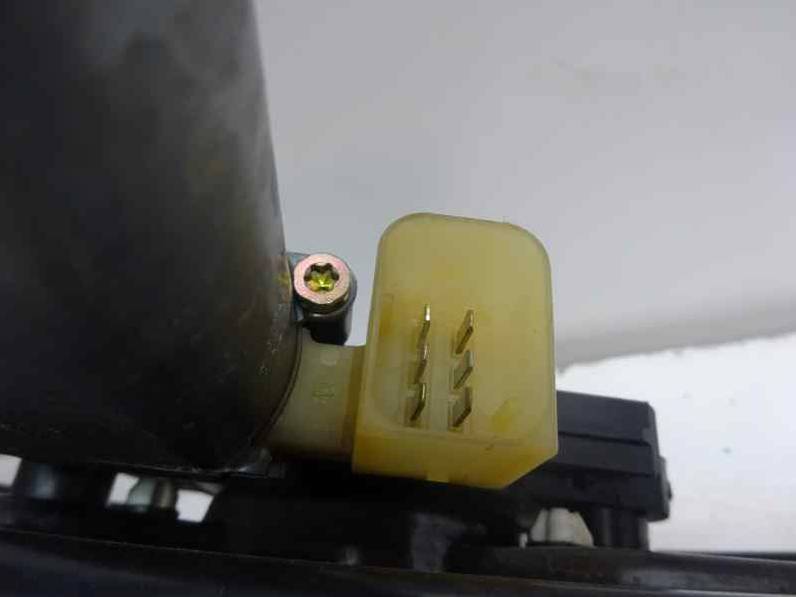 ELEVALUNAS TRASERO IZQUIERDO MERCEDES CLASE C BERLINA 2001 2.2 CDI (143 CV)