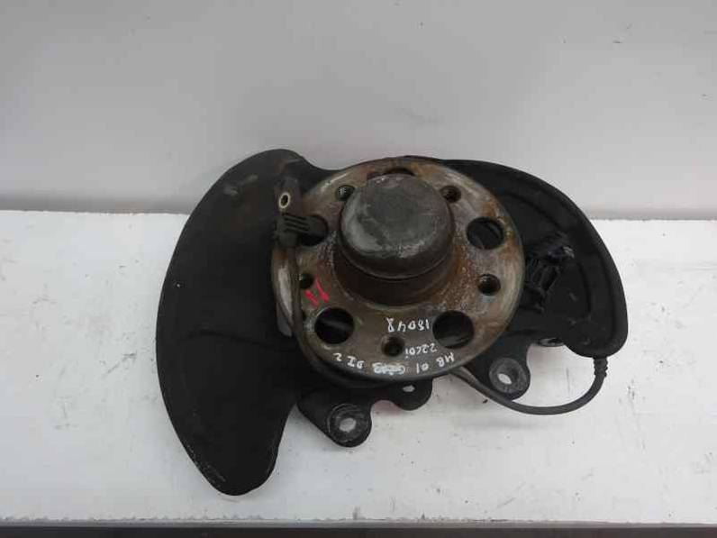 MANGUETA DELANTERA IZQUIERDA MERCEDES CLASE C BERLINA 2001 2.2 CDI (143 CV)