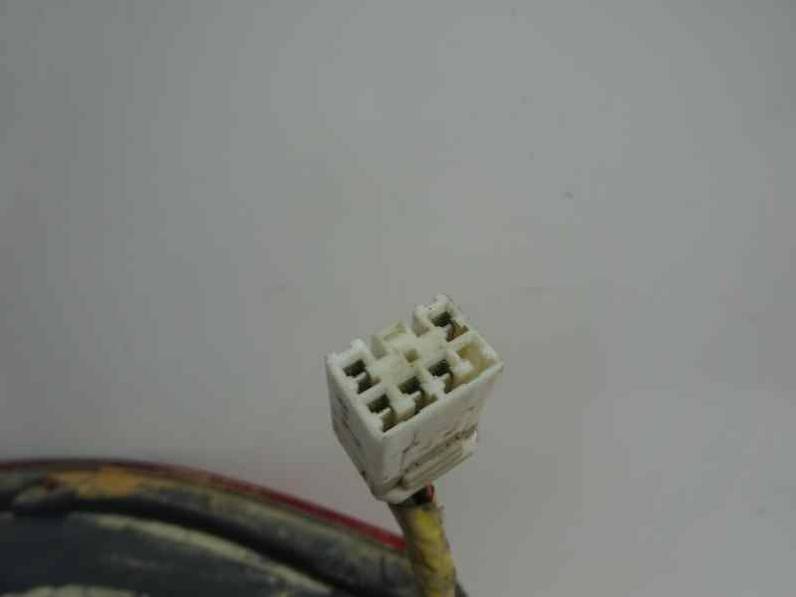 PILOTO TRASERO DERECHO HYUNDAI ACCENT 2001 1.3 (86 CV)