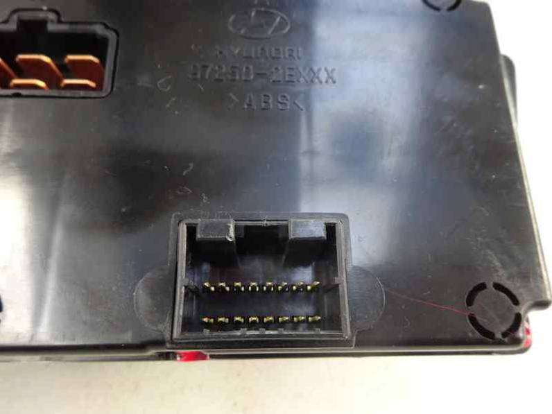 MANDO CALEFACCION AIRE ACONDICIONADO HYUNDAI TUCSON 2006 2.0 (141 CV)