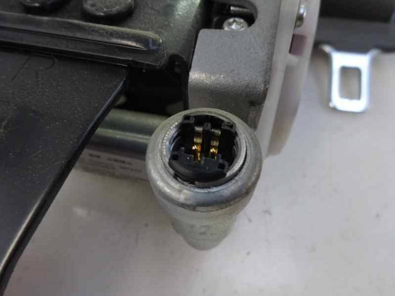 CINTURON SEGURIDAD DELANTERO DERECHO HYUNDAI TUCSON 2006 2.0 (141 CV)