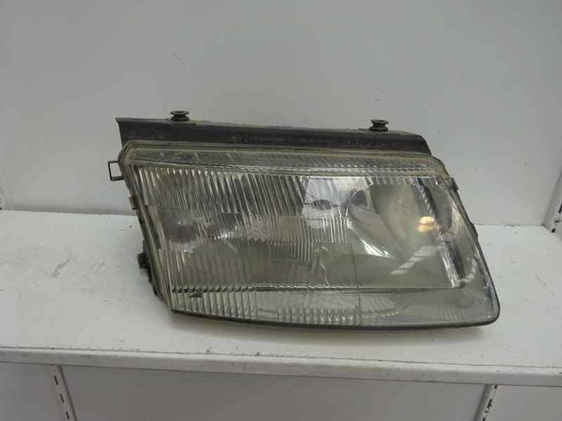 FARO DERECHO VOLKSWAGEN PASSAT BERLINA 2000 1.9 TDI (116 CV)