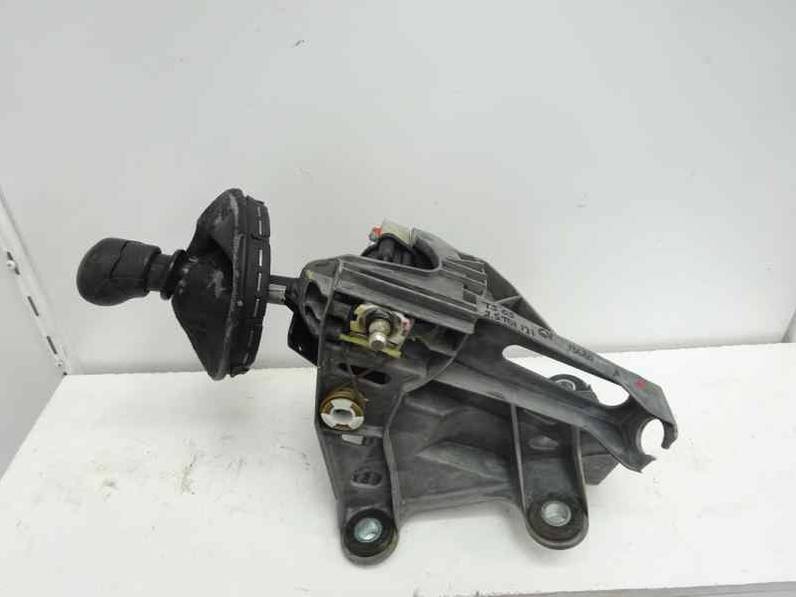 PALANCA CAMBIO VOLKSWAGEN T5 TRANSPORTER FURGONETA 2005 2.5 TDI (131 CV)