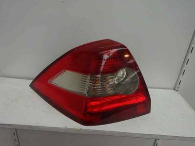 PILOTO TRASERO IZQUIERDO RENAULT MEGANE II CLASSIC BERLINA 2004 1.5 DCI D (101 CV)