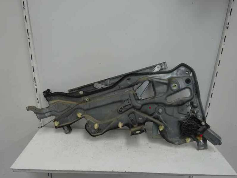 ELEVALUNAS TRASERO IZQUIERDO RENAULT LAGUNA 1999 1.8 (120 CV)