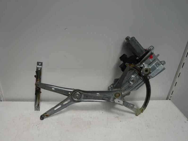 ELEVALUNAS DELANTERO IZQUIERDO OPEL ASTRA H BERLINA 2005 1.7 16V CDTI (101 CV)