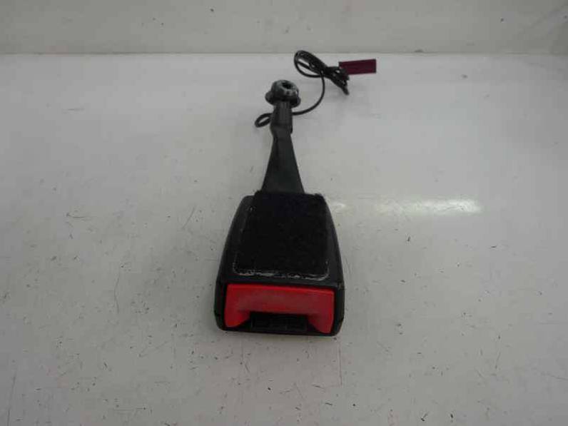 CINTURON SEGURIDAD DELANTERO DERECHO FORD FIESTA 2016 1.25 16V (82 CV)