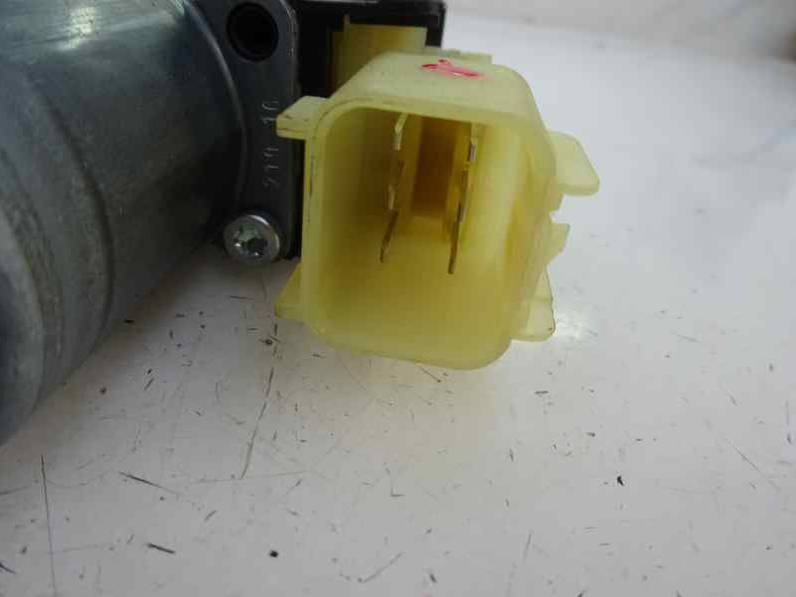 MOTOR ELEVALUNAS TRASERO DERECHO FORD FIESTA 2016 1.25 16V (82 CV)