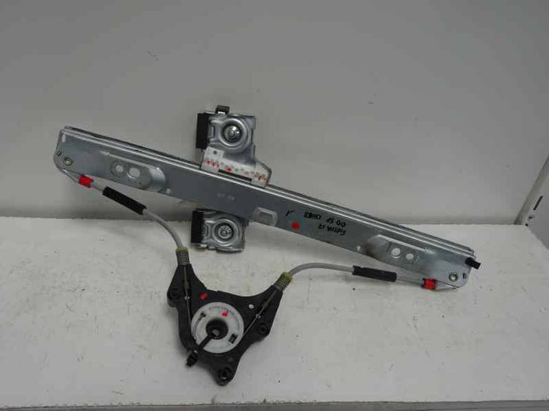 ELEVALUNAS DELANTERO DERECHO FORD FIESTA 2016 1.25 16V (82 CV)