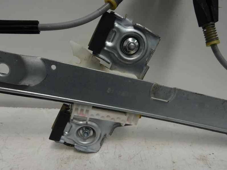 ELEVALUNAS DELANTERO IZQUIERDO FORD FIESTA 2016 1.25 16V (82 CV)