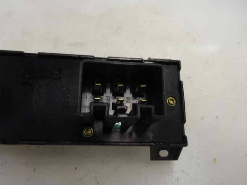 MANDO ELEVALUNAS DELANTERO IZQUIERDO FORD FOCUS BERLINA 2006 1.8 TDCI TURBODIESEL (116 CV)