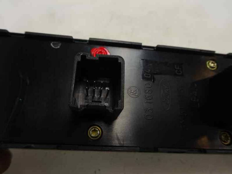 MANDO ELEVALUNAS DELANTERO IZQUIERDO FORD FOCUS BERLINA 2006 1.8 TDCI TURBODIESEL (116 CV)