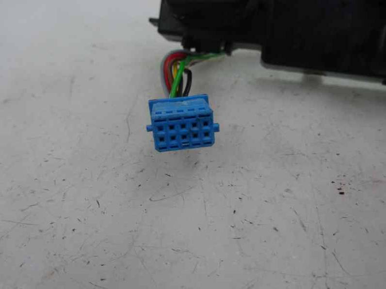 MANDO ELEVALUNAS DELANTERO IZQUIERDO MERCEDES CLASE S BERLINA 2002 3.2 CDI (197 CV)