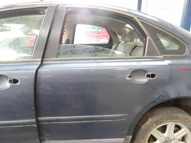 PUERTA TRASERA IZQUIERDA VOLVO S40 BERLINA 2005 2.0 D (136 CV)