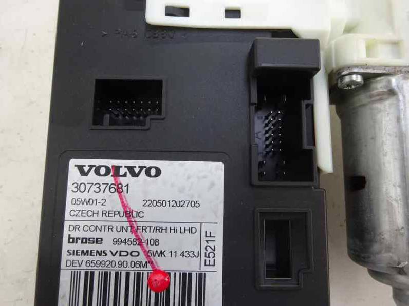 MOTOR ELEVALUNAS DELANTERO DERECHO VOLVO S40 BERLINA 2005 2.0 D (136 CV)