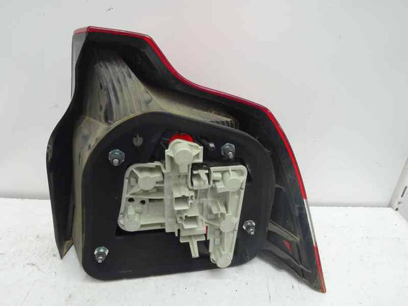 PILOTO TRASERO IZQUIERDO VOLVO S40 BERLINA 2005 2.0 D (136 CV)