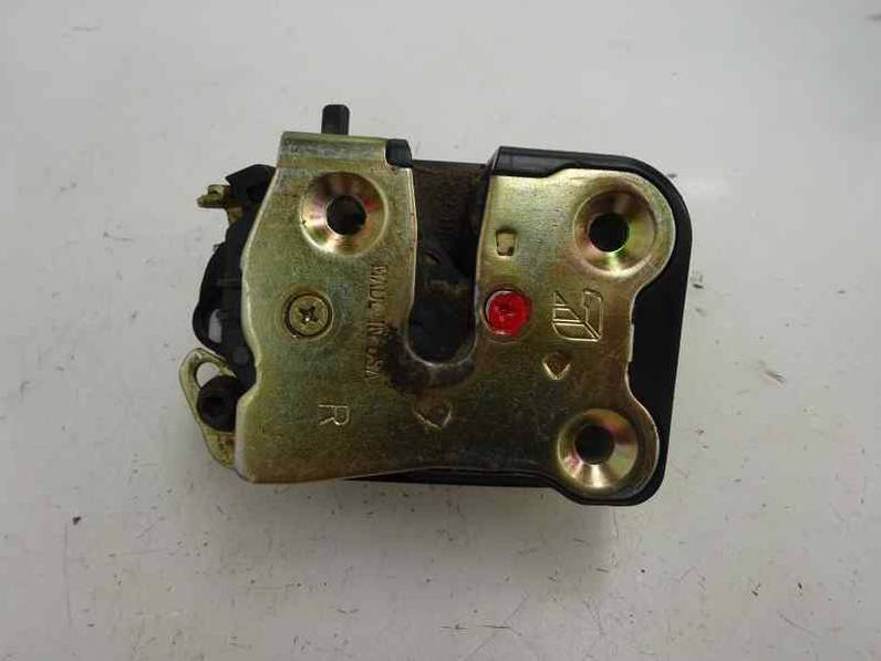 CERRADURA PUERTA TRASERA DERECHA CHRYSLER PT CRUISER 2002 1.6 16V (116 CV)