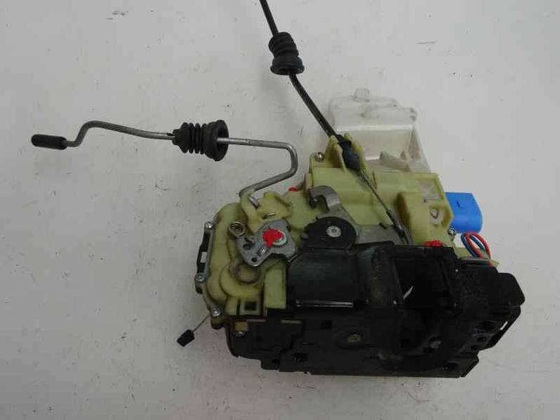 CERRADURA PUERTA DELANTERA DERECHA VOLKSWAGEN POLO 2009 1.4 TDI (69 CV)