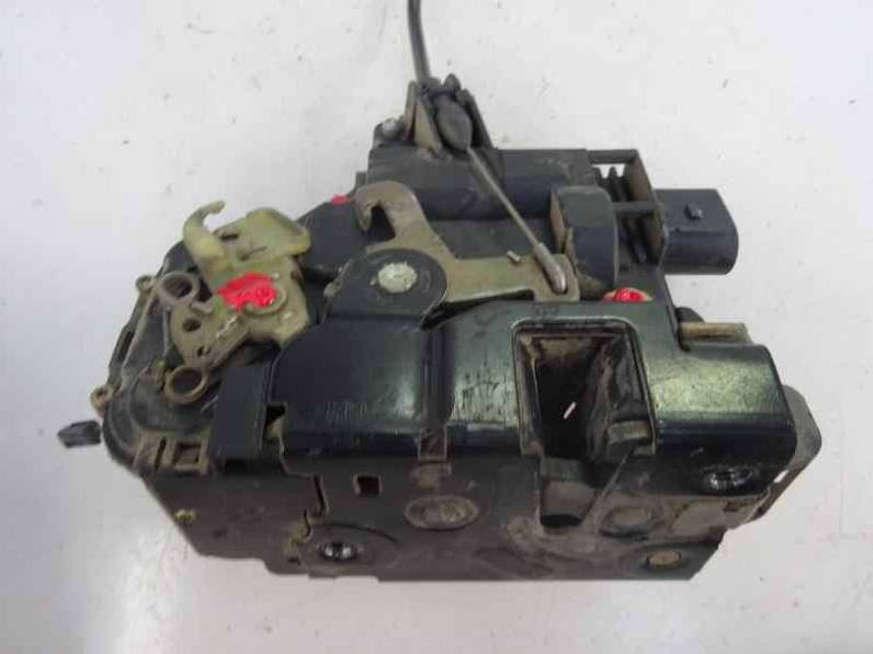 CERRADURA PUERTA DELANTERA IZQUIERDA VOLKSWAGEN NEW BEETLE 1998 1.9 TDI (90 CV)