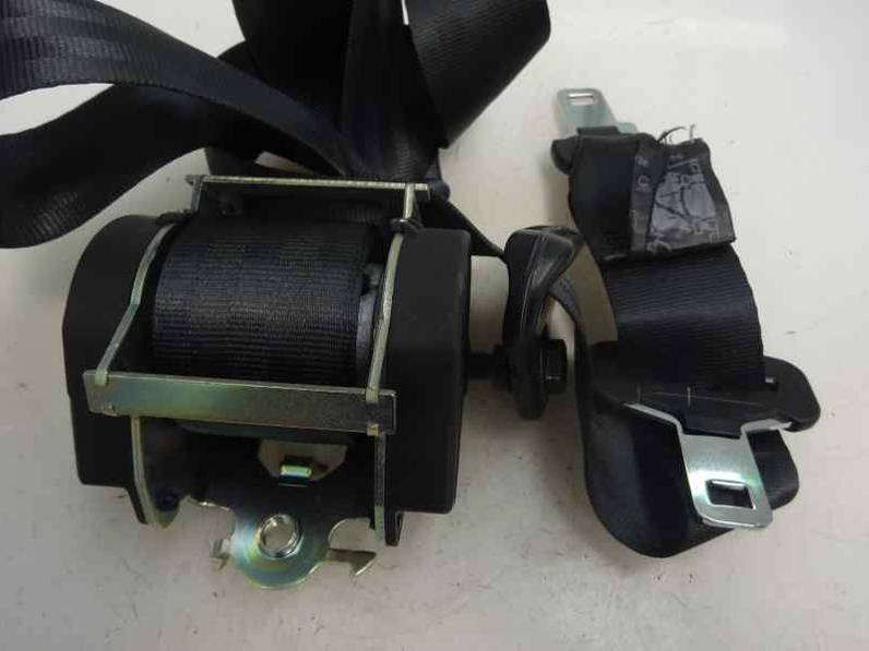 CINTURON SEGURIDAD TRASERO CENTRAL DACIA SANDERO 2009 1.5 DCI D (86 CV)