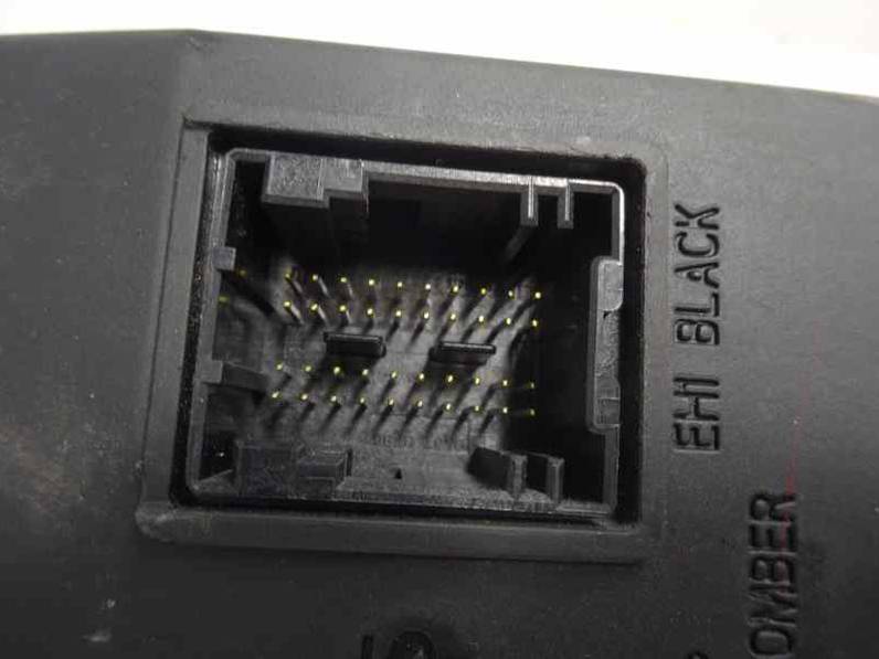 CAJA RELES FUSIBLES DACIA SANDERO 2009 1.5 DCI D (86 CV)