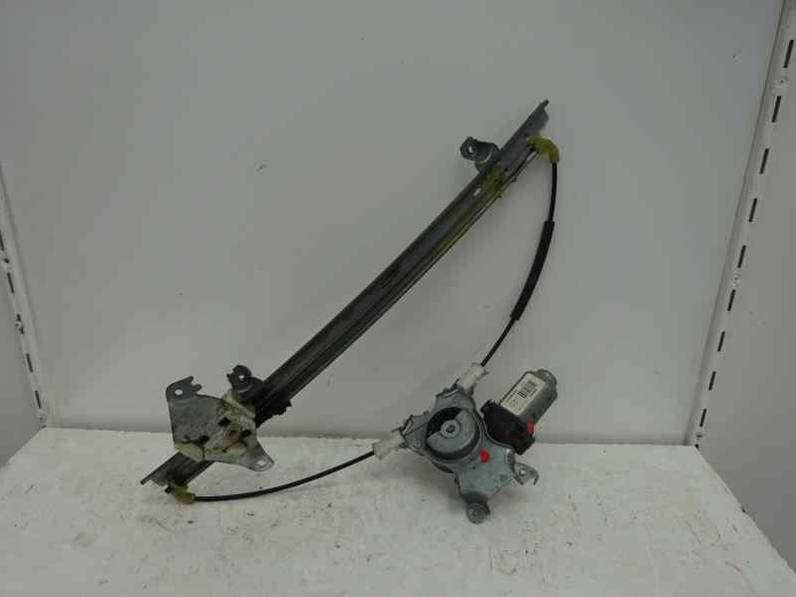 ELEVALUNAS DELANTERO DERECHO NISSAN ALMERA 2004 1.5 16V (98 CV)