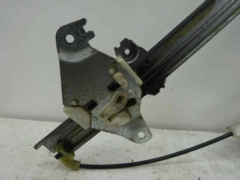 ELEVALUNAS DELANTERO DERECHO NISSAN ALMERA 2004 1.5 16V (98 CV)