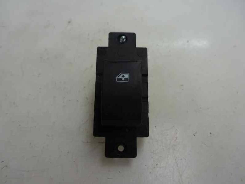 MANDO ELEVALUNAS TRASERO DERECHO CHEVROLET CAPTIVA 2013 2.2 D (163 CV)