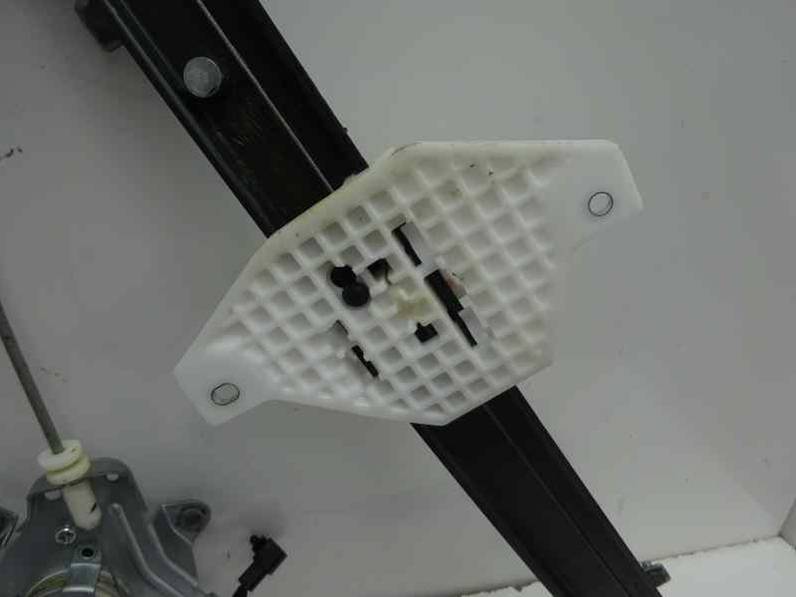 ELEVALUNAS TRASERO DERECHO CHEVROLET CAPTIVA 2013 2.2 D (163 CV)