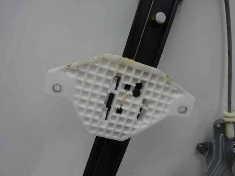 ELEVALUNAS TRASERO IZQUIERDO CHEVROLET CAPTIVA 2013 2.2 D (163 CV)