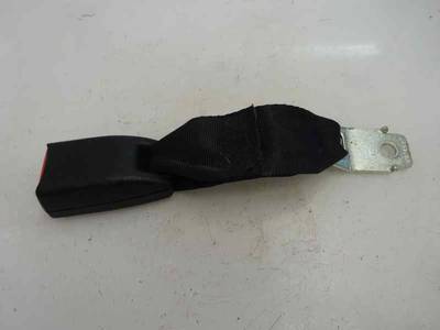 CINTURON SEGURIDAD TRASERO CENTRAL MAZDA 2 LIM 2009 1.3 16V (75 CV)