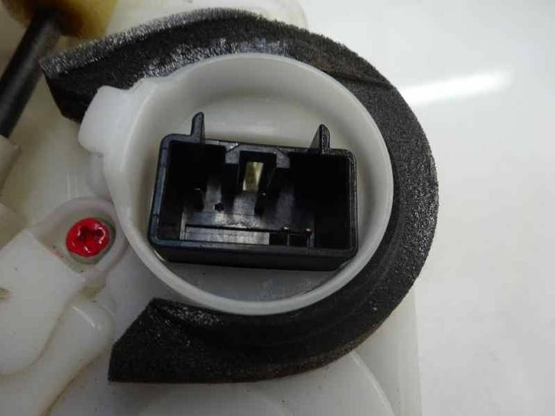 CERRADURA PUERTA DELANTERA DERECHA MAZDA 2 LIM 2009 1.3 16V (75 CV)