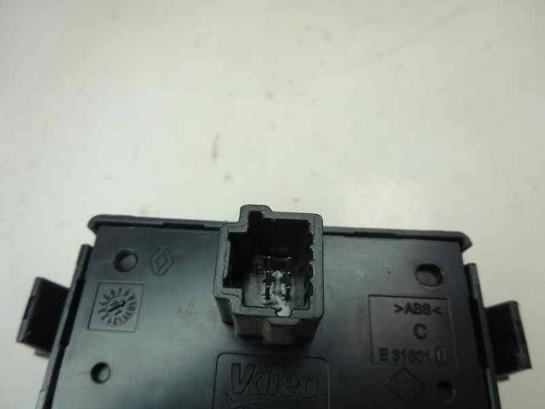 WARNING RENAULT CLIO III 2012 1.5 DCI D (75 CV)