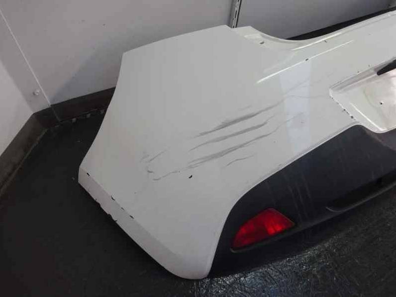 PARAGOLPES TRASERO MAZDA 2 LIM 2009 1.3 16V (75 CV)