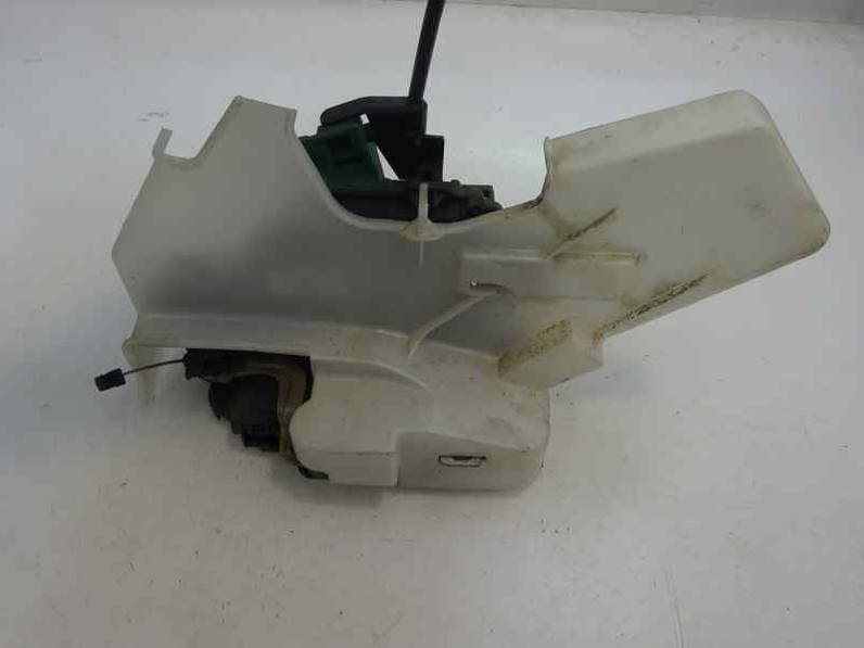 CERRADURA PUERTA TRASERA DERECHA VOLKSWAGEN BORA BERLINA 2003 1.6 16V (105 CV)