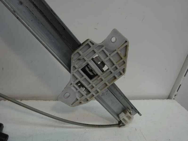 ELEVALUNAS DELANTERO IZQUIERDO HYUNDAI ATOS PRIME 2000 1.0 (54 CV)